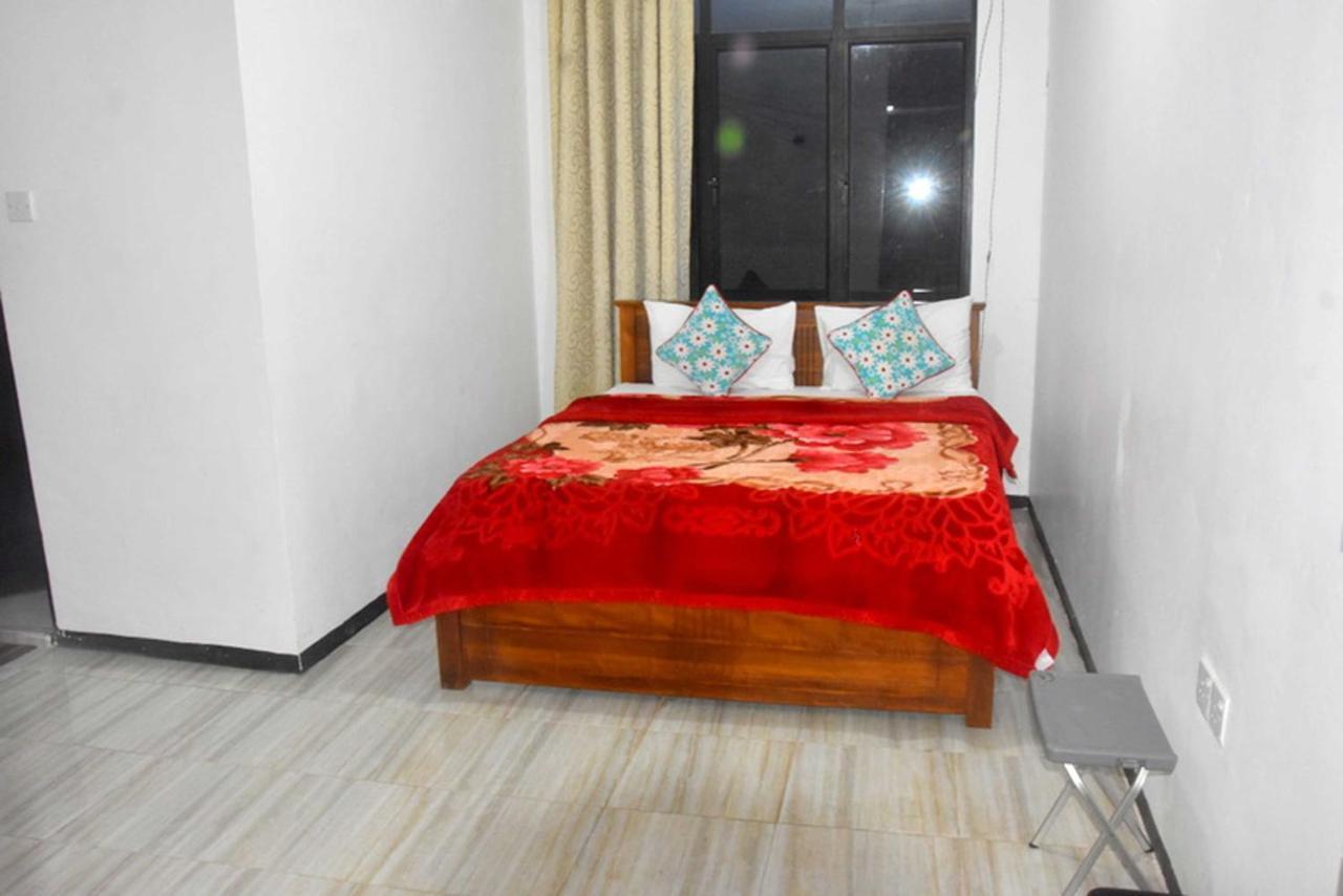 Unique View Nuwaraeliya Hotel นูวาราเอลิยา ภายนอก รูปภาพ