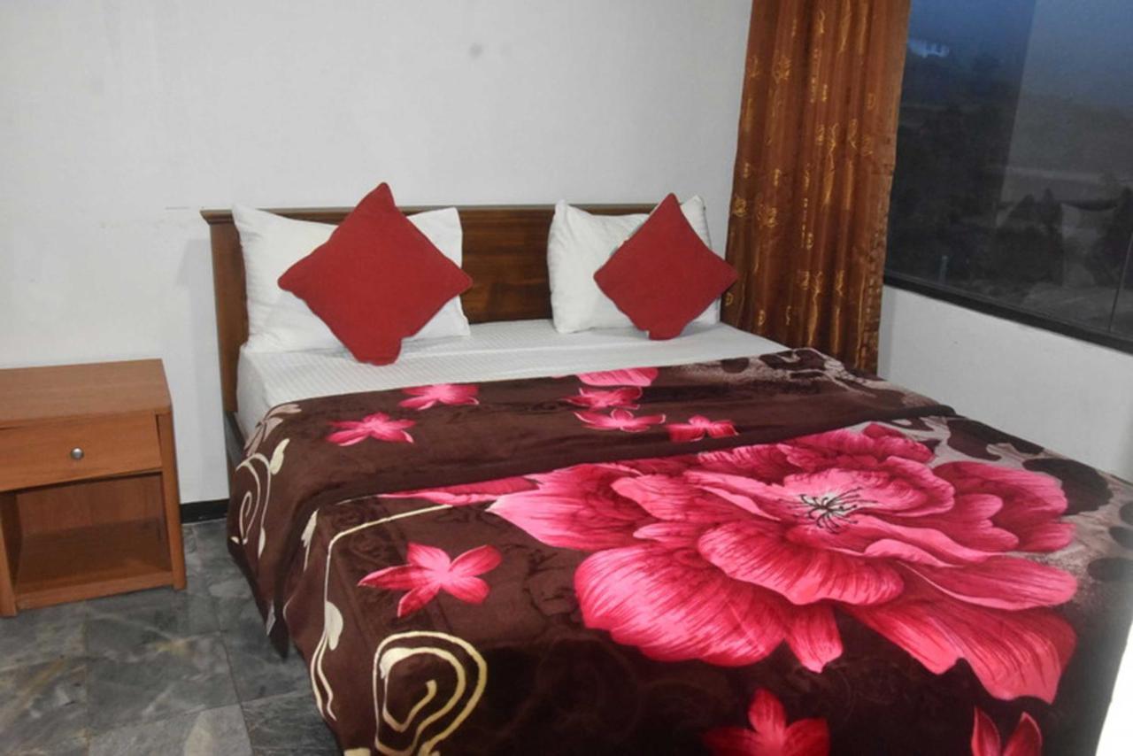 Unique View Nuwaraeliya Hotel นูวาราเอลิยา ภายนอก รูปภาพ