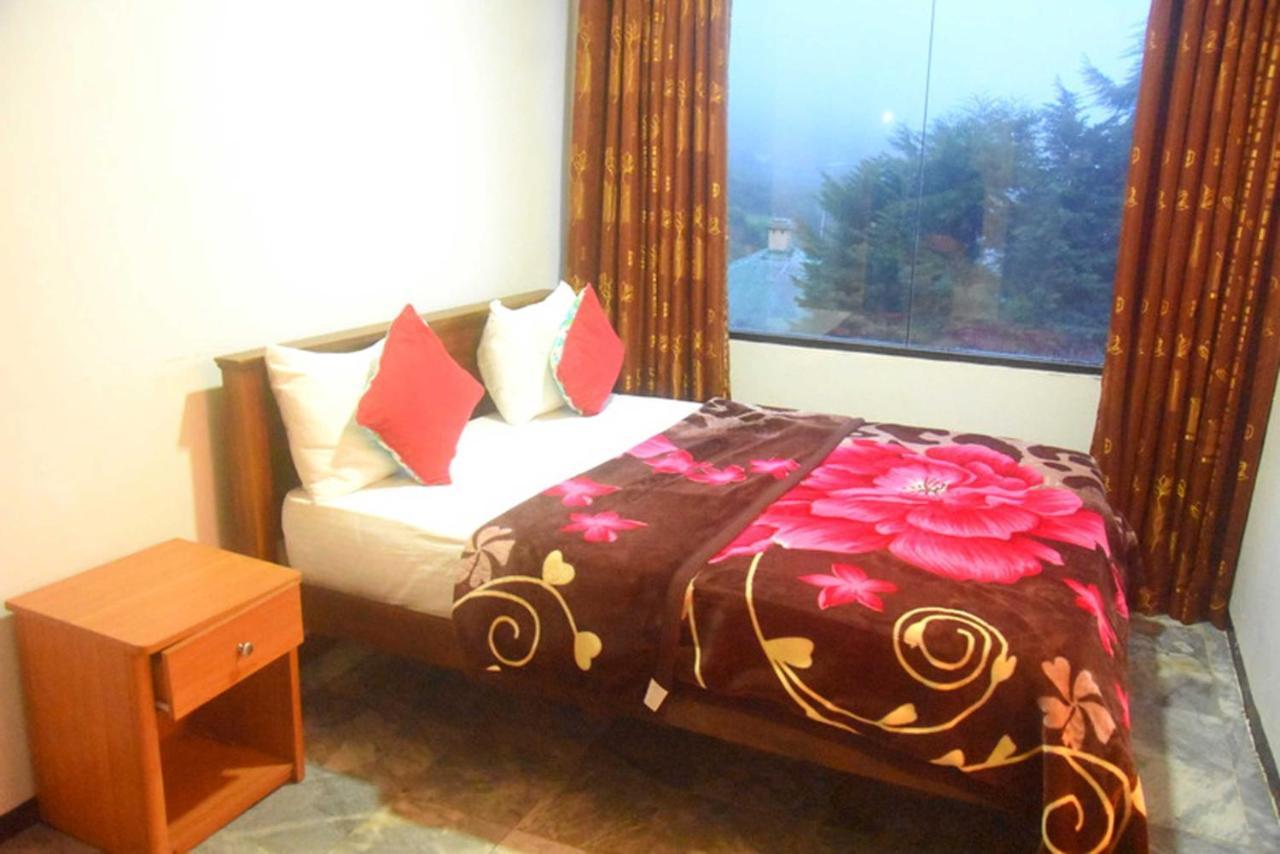 Unique View Nuwaraeliya Hotel นูวาราเอลิยา ภายนอก รูปภาพ