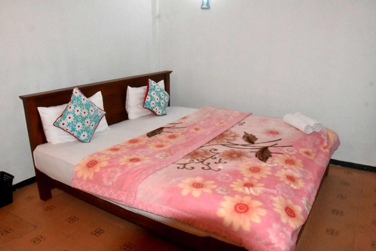 Unique View Nuwaraeliya Hotel นูวาราเอลิยา ภายนอก รูปภาพ