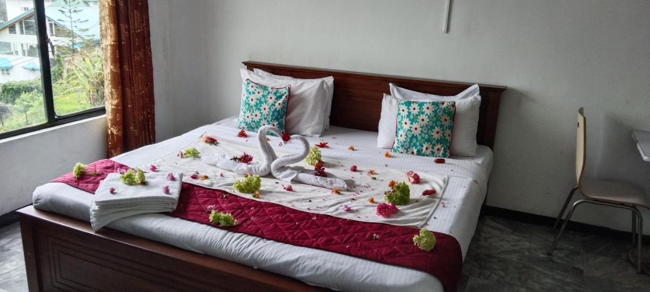 Unique View Nuwaraeliya Hotel นูวาราเอลิยา ภายนอก รูปภาพ